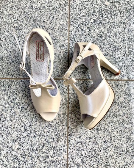 Sandale Simple Bow Platform